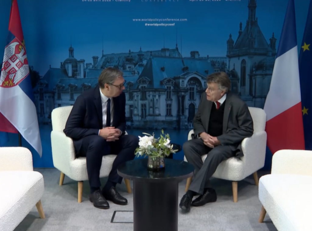 Predsednik Vučić se sastao sa Tijerijem Monbrijalom u Šantiliju