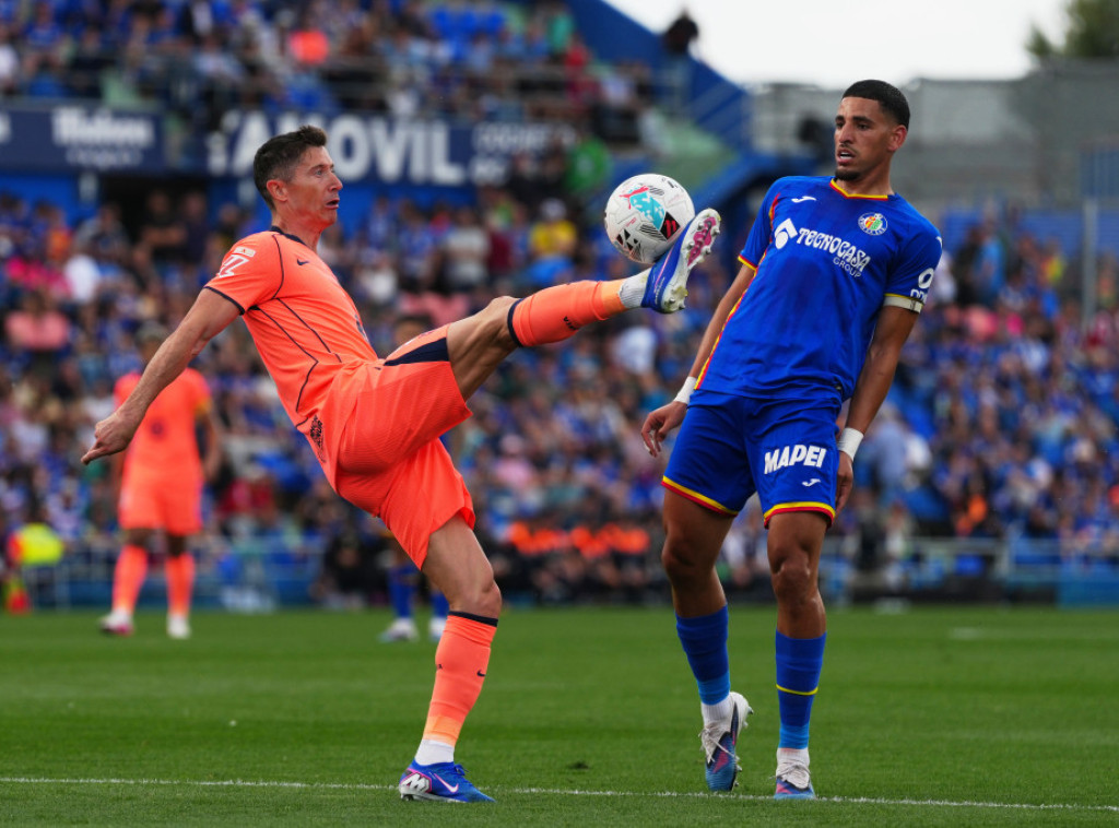 Fudbaleri Barselone pobedom protiv Hetafea stigli nadomak nove titule