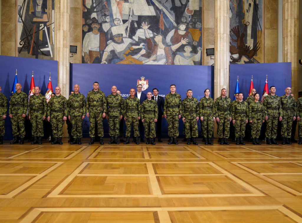Vučić: Srpski vojnici pri misiji UN pokazali kako se čuvaju međunarodno pravo i mir