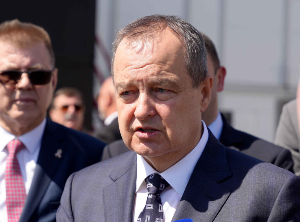 Dačić: Razmatra se obuka volontera za Ekspo 2027 u Srpsko-ruskom humanitarnom centru