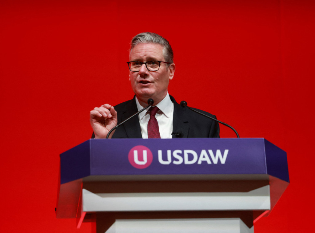 Rojters: Starmerove pretnje floti iz senke bez efekta, ruski brodovi i dalje prolaze