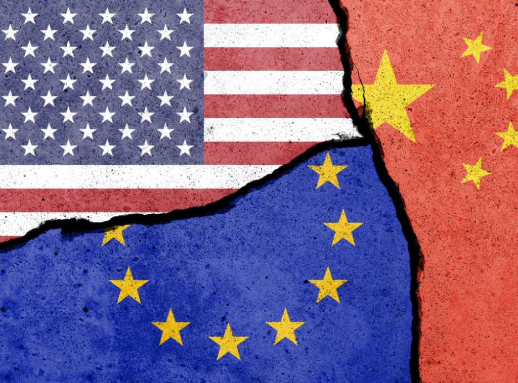 Blumberg: SAD i EU teže smanjenju zavisnosti od Kine u snabdevanju mineralima