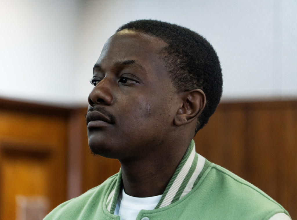 Sinu pokojnog predsednika Zimbabvea naređeno deportovanje iz Južne Afrike