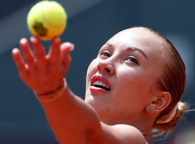 Potapova pobedila Pliškovu i plasirala se u polufinale turnira u Madridu