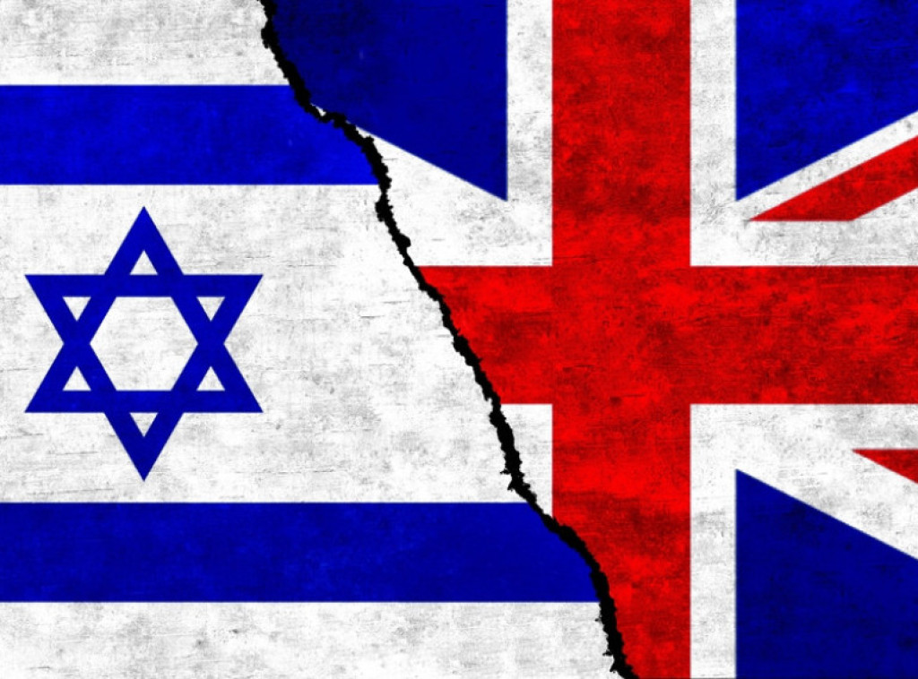 Fajnenšel tajms: Izrael razmatra proterivanje britanskih zvaničnika iz centra za Gazu