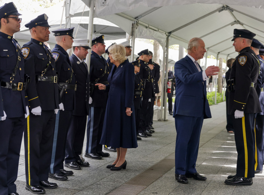 Britanski kralj i kraljica odali počast žrtvama terorističkog napada u Njujorku