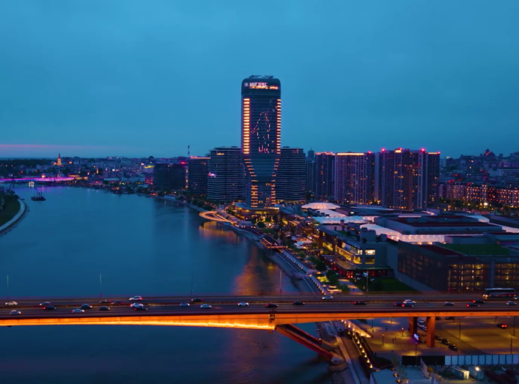 Svetski dan igre obeležen svetlosnom projekcijom na Kuli Beograd