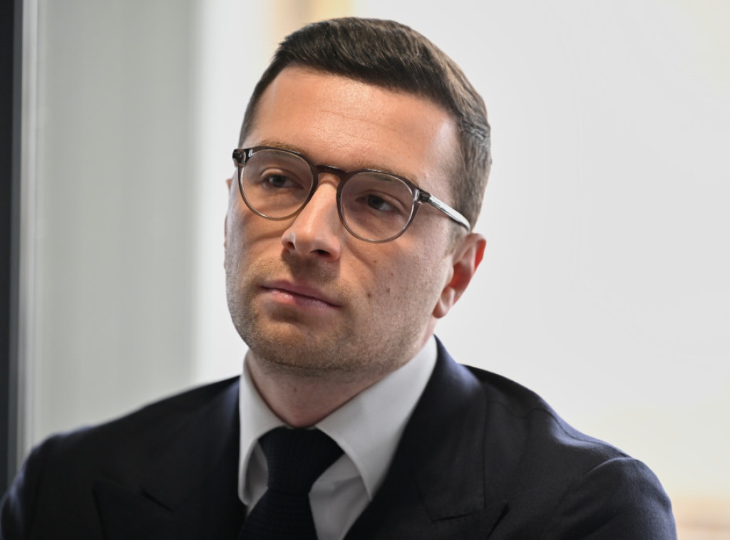 Bardela: Ako postanem predsednik, skinuću zastavu EU sa Jelisejske palate