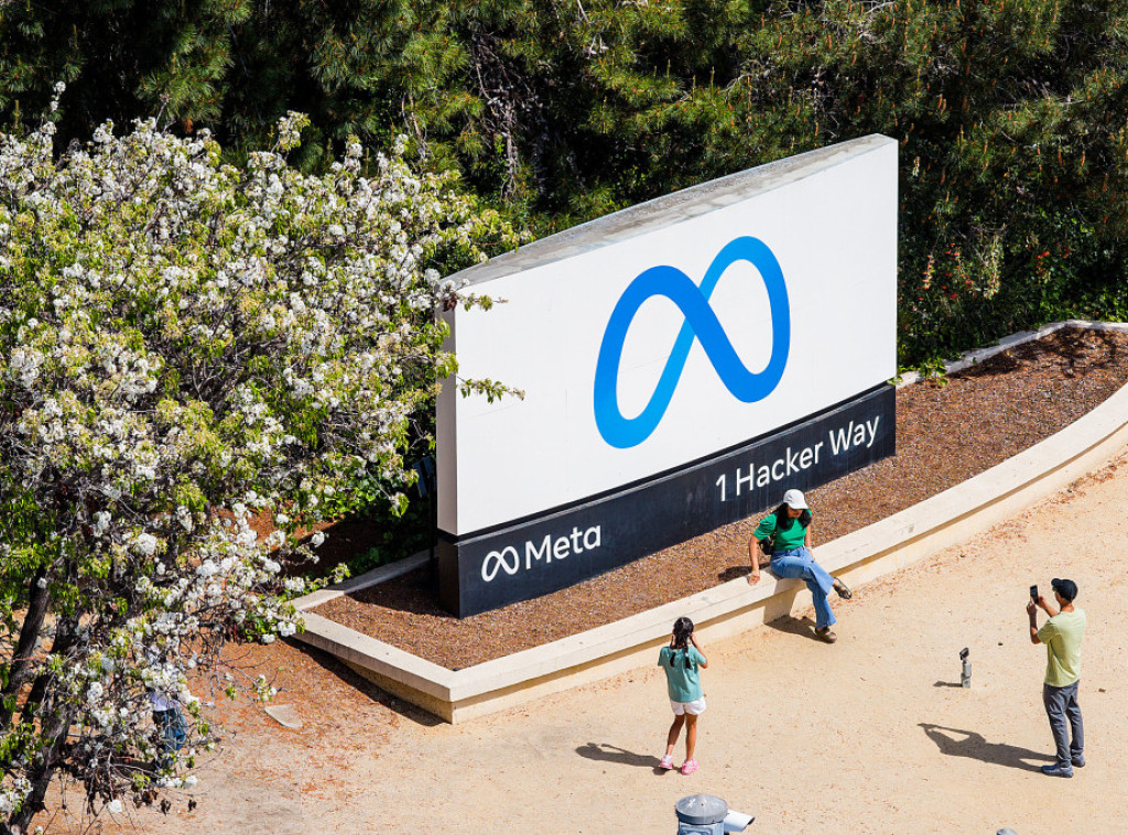 Meta zabeležila snažan rast prihoda, ali su akcije pale za sedam odsto zbog ogromnih ulaganja u veštačku inteligenciju