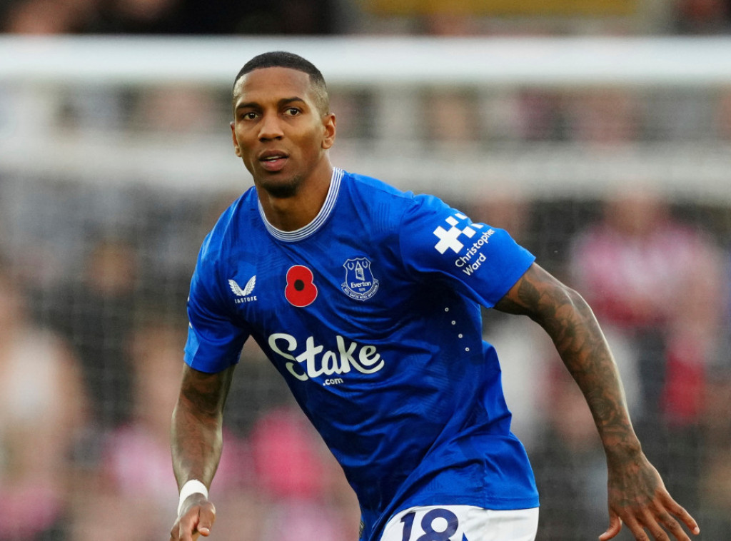 Engleski fudbaler Ešli Jang na kraju sezone završava igračku karijeru