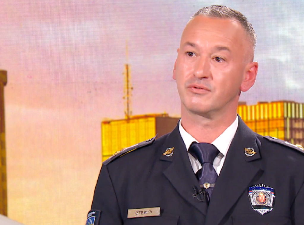 Dejan Stević: Ablendovati i trubiti vozilu koje ide u kontra smeru, nikako izlaziti iz vozila