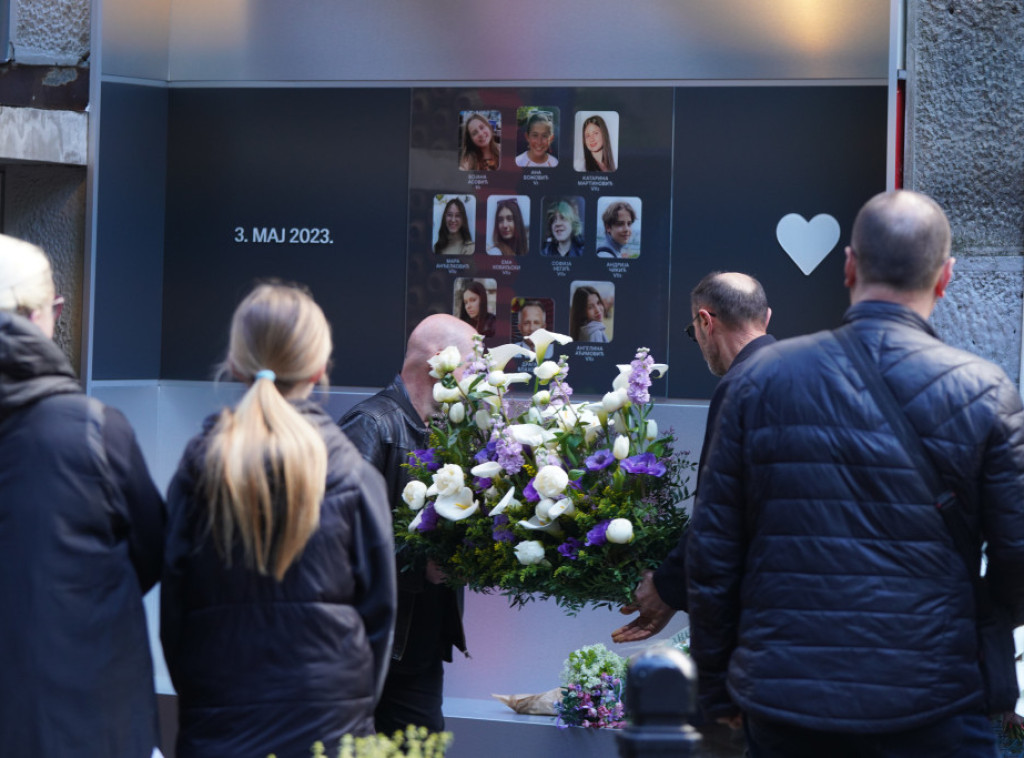 Obeležava se tri godine od tragedije u "Ribnikaru", porodice i građani odaju poštu