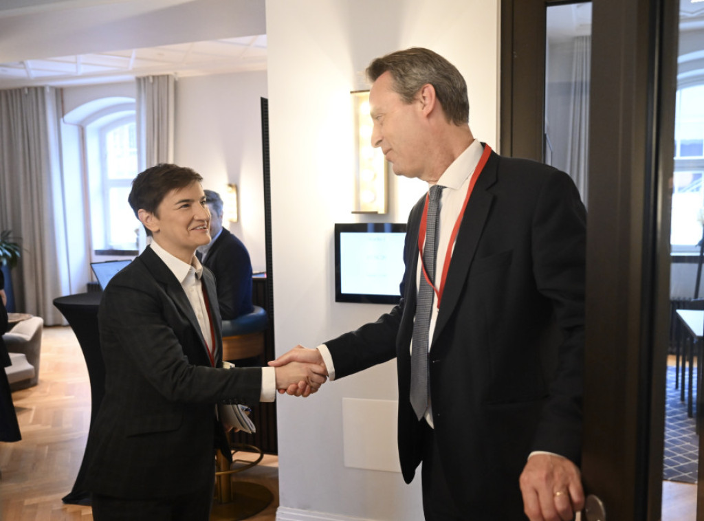 Ana Brnabić sa Vinsentom Blondelom u Kopenhagenu o napretku Srbije na evropskom putu