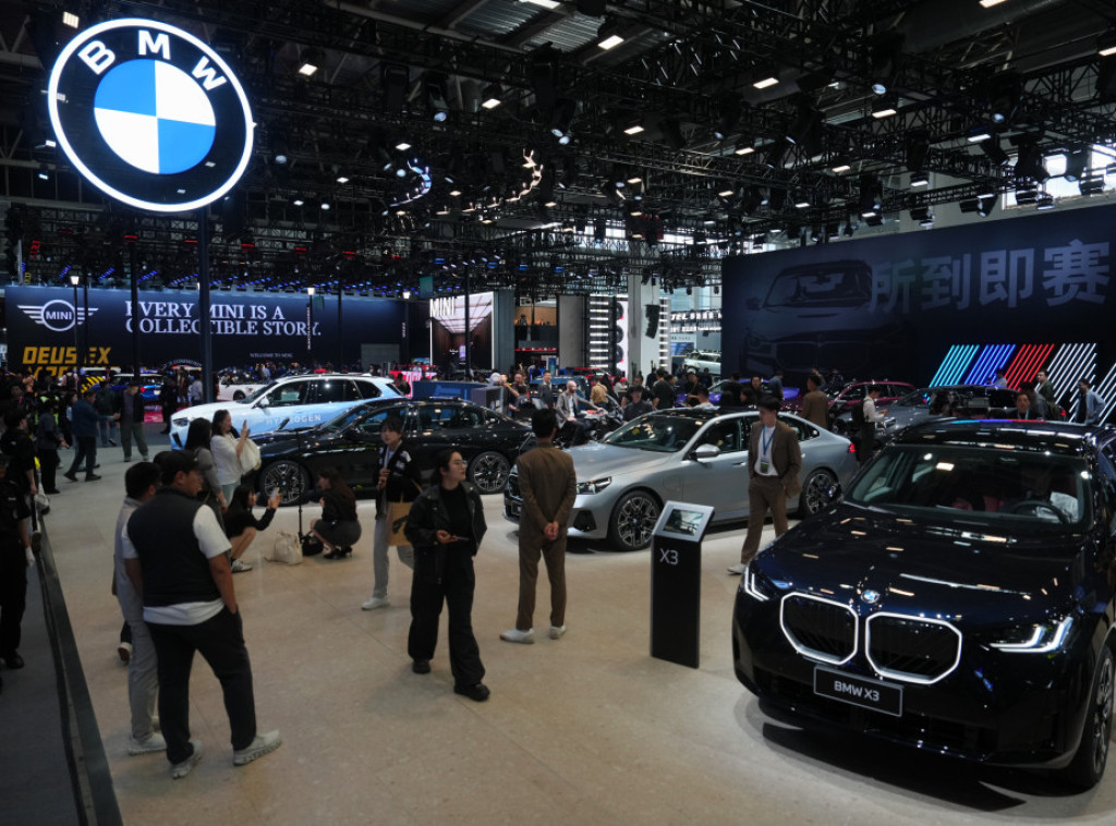 BMW zadržao prognozu uprkos velikom padu profita, akcije porasle za pet odsto
