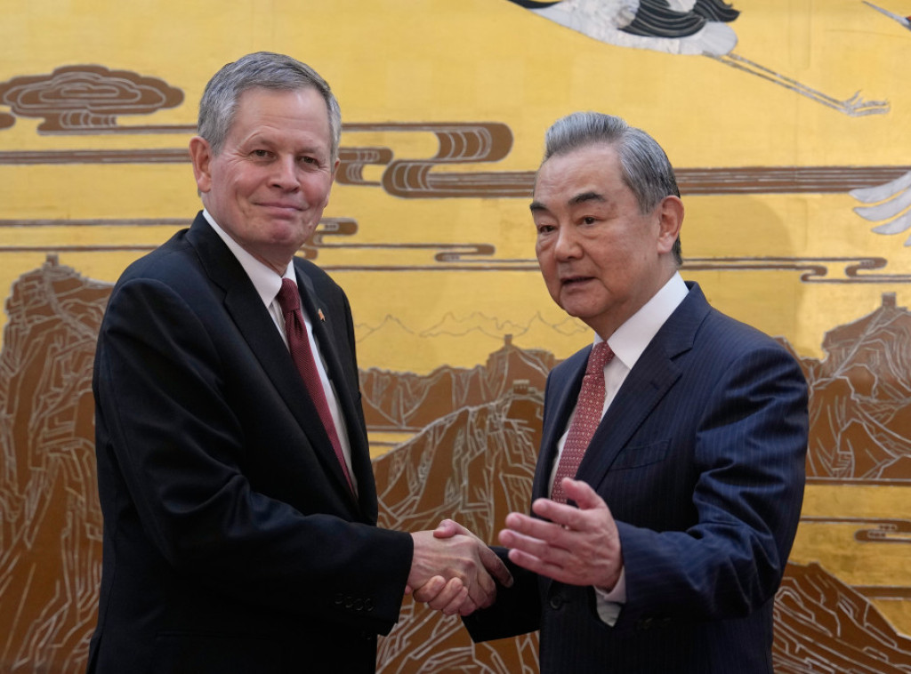 Vang Ji: Poseta delegacije američkih senatora ima važno simboličko značenje