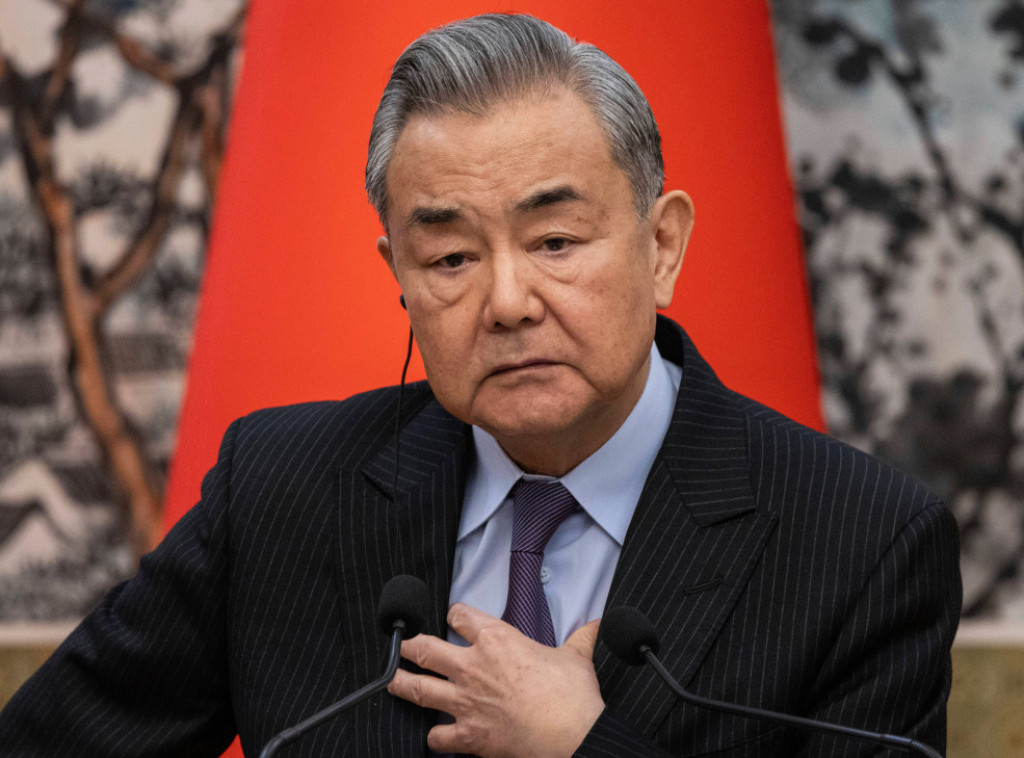 Wang Ji: Kina i Francuska snose važnu odgovornost za očuvanje svetskog mira