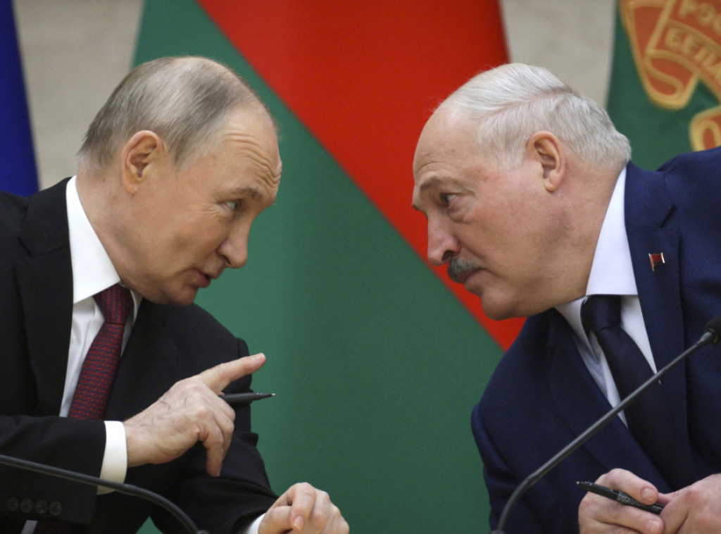 Putin i Lukašenko u Kremlju povodom obeležavanja Dana pobede