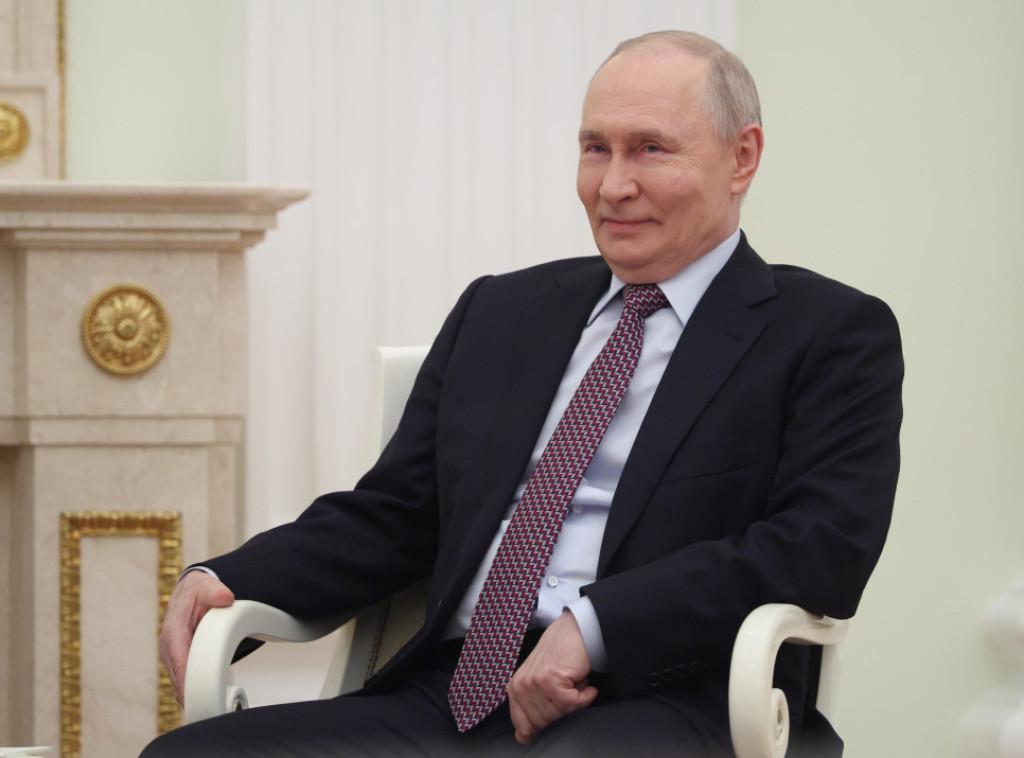 Putin: Dan pobede sveti praznik, Rusija čuva sećanje na heroje