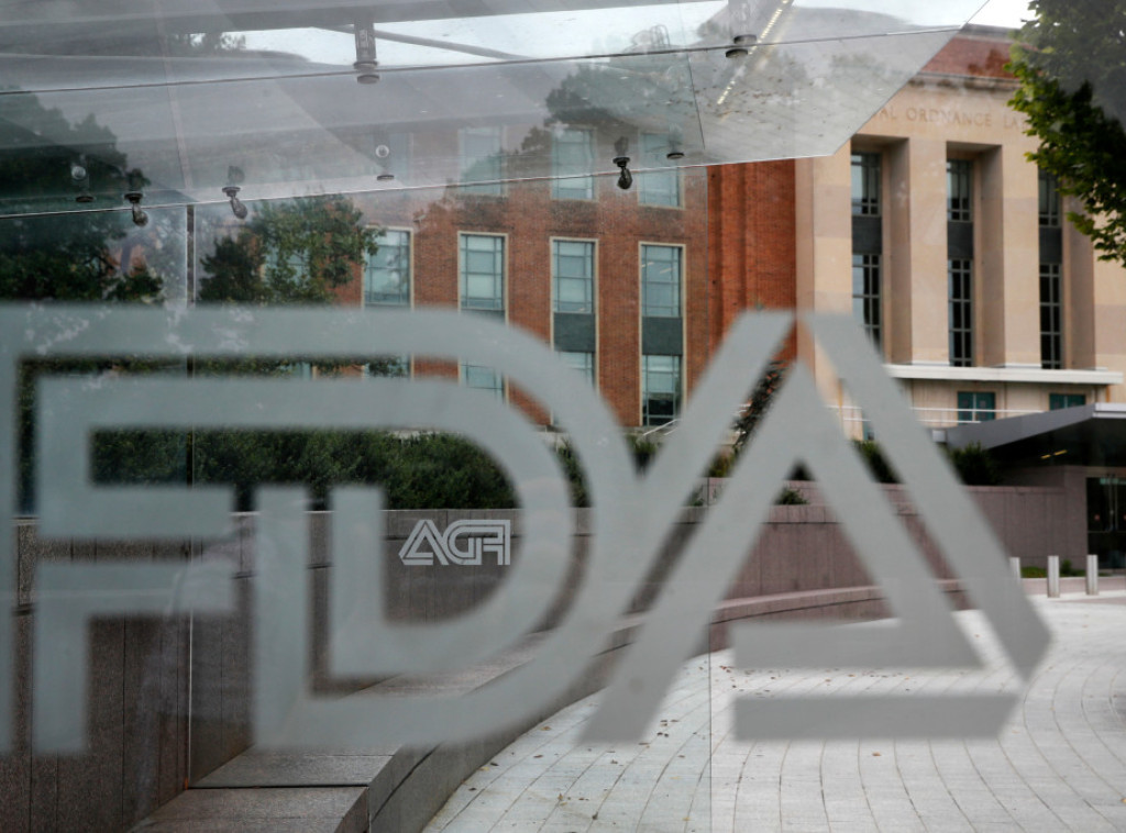 Njujork tajms: Tramp planira smenu komesara FDA Martija Makarija