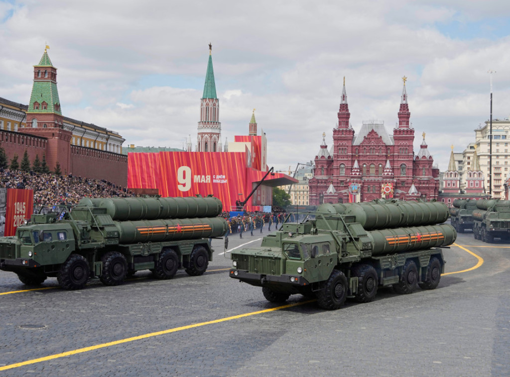 Protivvazdušni raketni sistem S-500 Prometej predstavljen na paradi u Moskvi