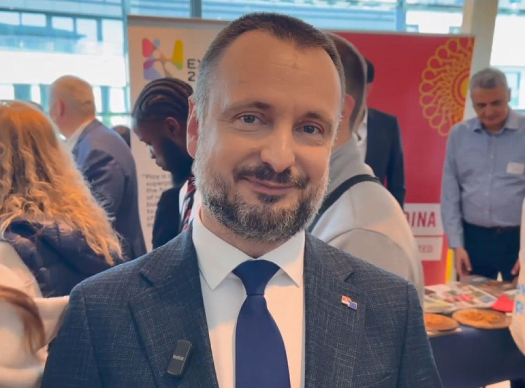 Postavljen promotivni štand Srbije na Socio-ekonomskom komitetu u Briselu na Dan Evrope