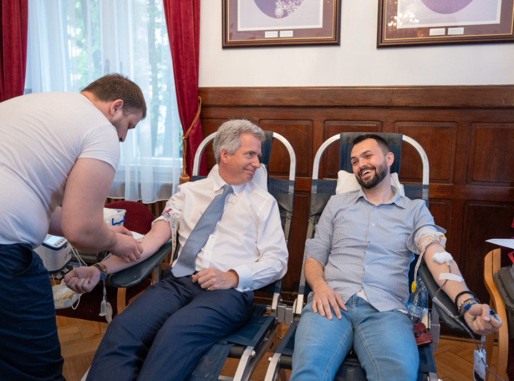 Na akciji povodom Nacionalnog dana dobrovoljnih davalaca krvi prikupljeno 47 jedinica