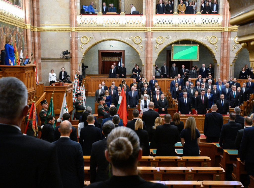 Mađarska: Ministri nove vlade položili zakletvu, Šuljok potpisao imenovanja