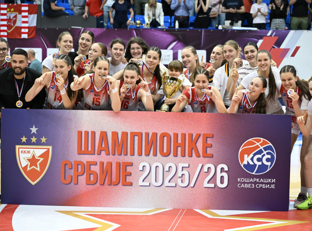 Kadetkinje Crvene zvezde šampionke finalnog turnira Triglav Ženske kadetske lige Srbije