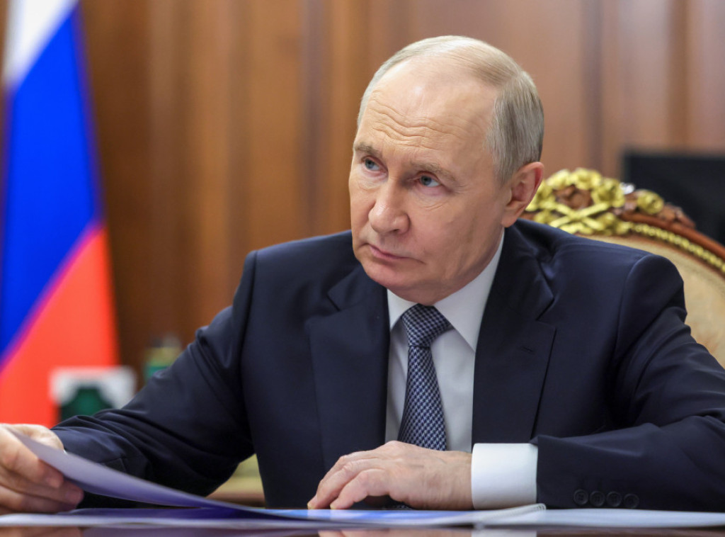 Fajnenšel tajms: Putin navodno razmatra širenje ciljeva rata na Kijev i Odesu