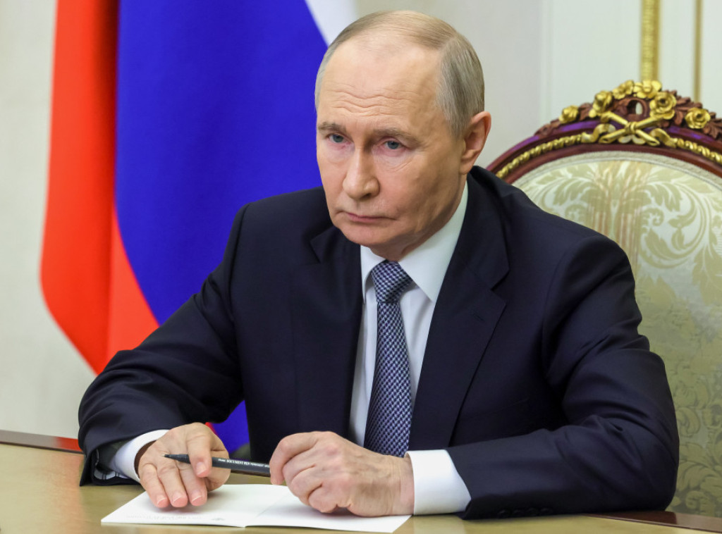 Putin: Rusija će nastaviti da modernizuje i razvija svoje strateške nuklearne snage