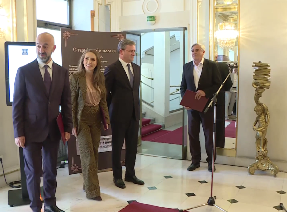 Ministar Selaković otvorio izložbu posvećenu Jovanu Steriji Popoviću u Narodnom pozorištu