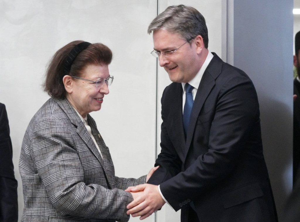 Nikola Selaković i Lina Mendoni potpisali dokumente o saradnji u kulturi i zaštiti kulturnog nasleđa