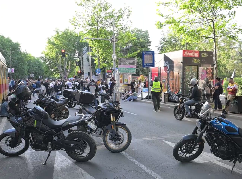 Protest studenata u blokadi; MUP apeluje da se ne organizuju neprijavljena okupljanja
