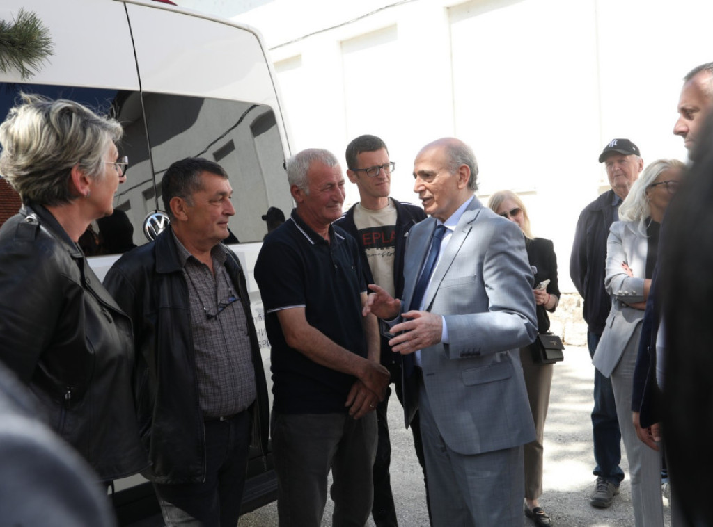 Milan Krkobabić: Još jedan seoski dom predat meštanima, uloženo više od 8 miliona dinara