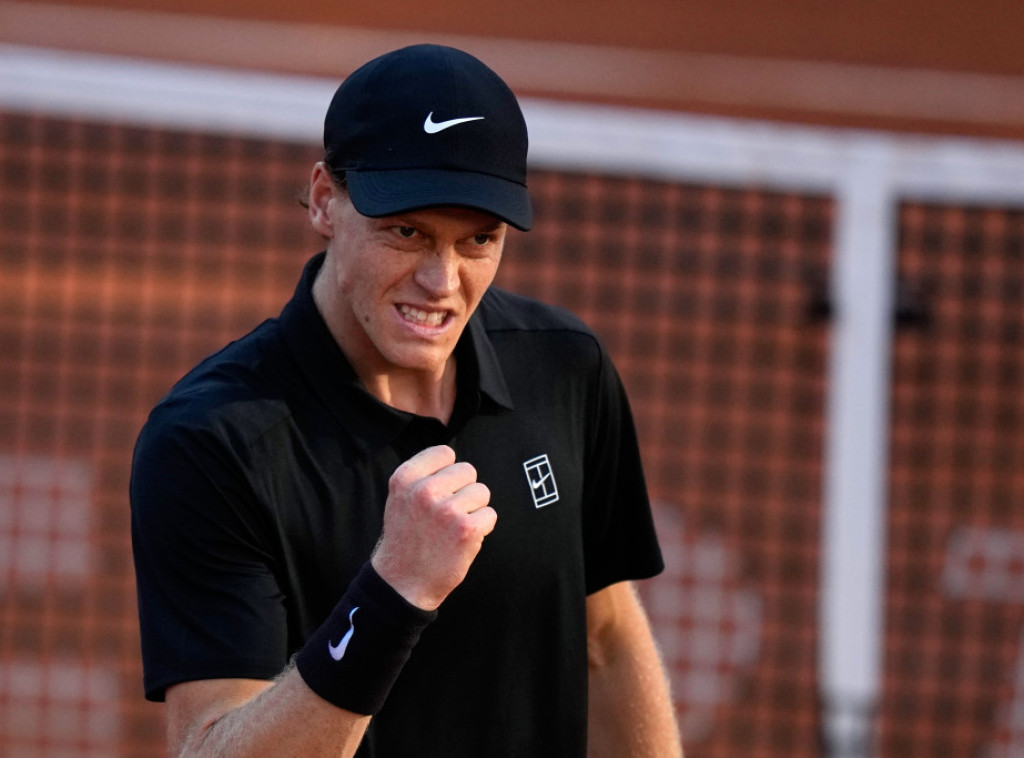 Siner osvojio titulu u Rimu i kompletirao "Zlatni masters"