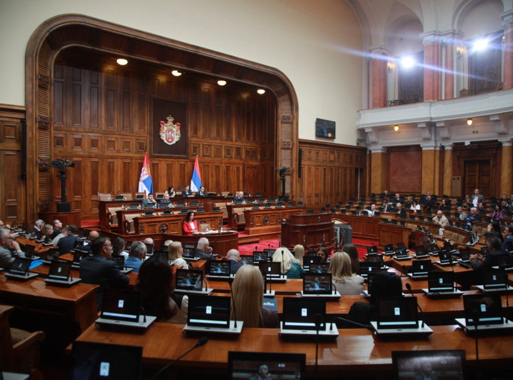 Poslanici postavljali pitanja o ubistvu na Senjaku, transplantaciji organa, invalidima