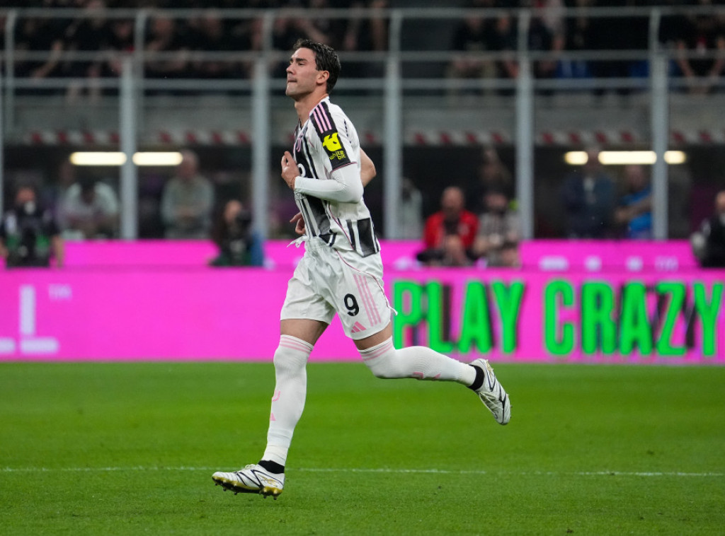 Fudbaleri Juventusa Vlahović i Lokateli kažnjeni zbog međusobne svađe