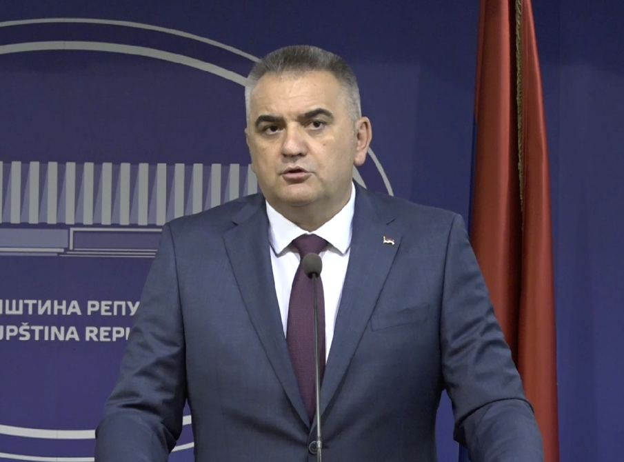 Minić: Zatvorske pogodnosti Elfeti Veseli su uvreda za srpske žrtve