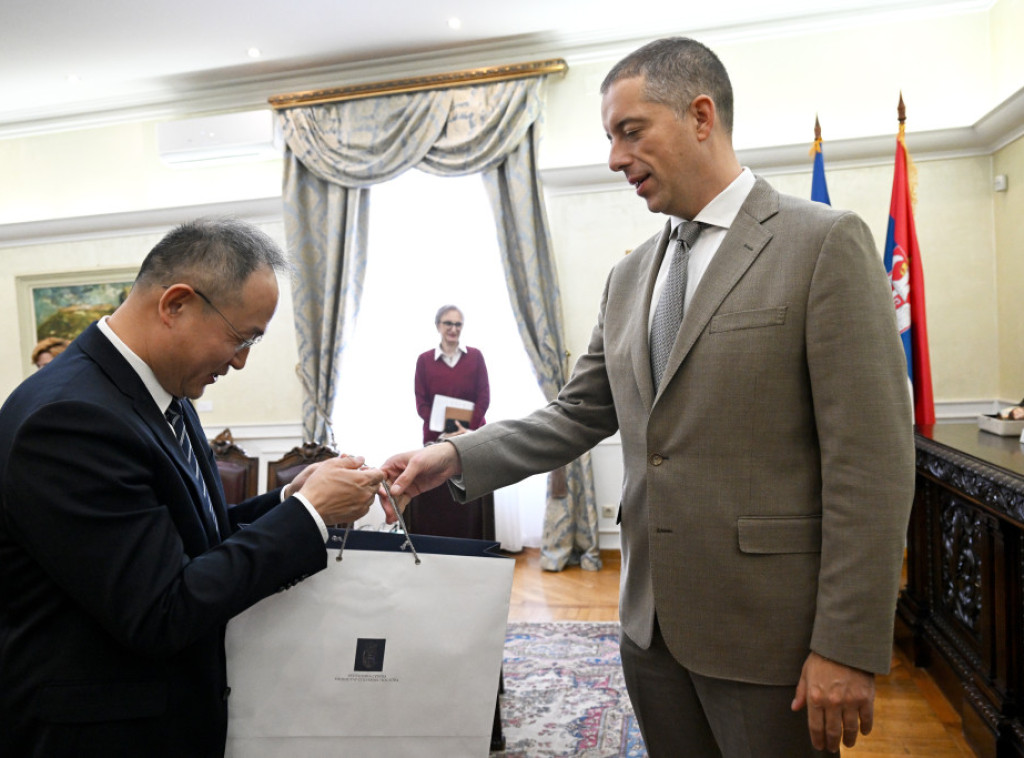 Đurić i Li Ming o saradnji dve zemlje i predstojećoj poseti predsednika Vučića Kini