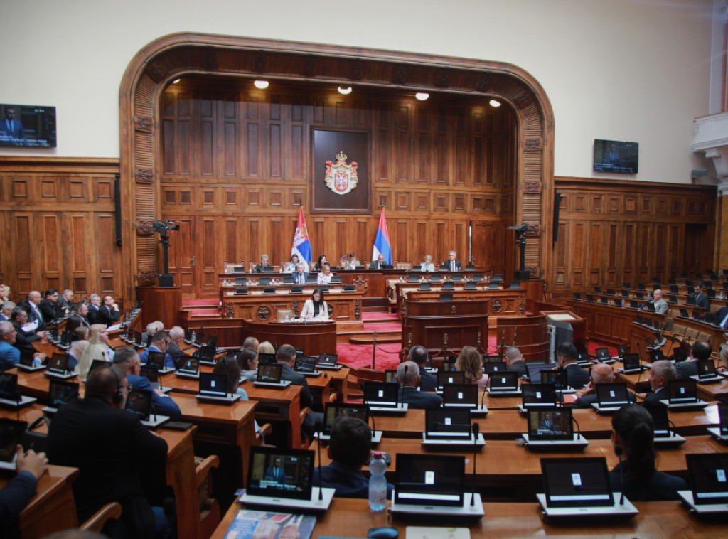 Skupština završila razmatranje seta izbornih zakona, glasanje u 15 časova
