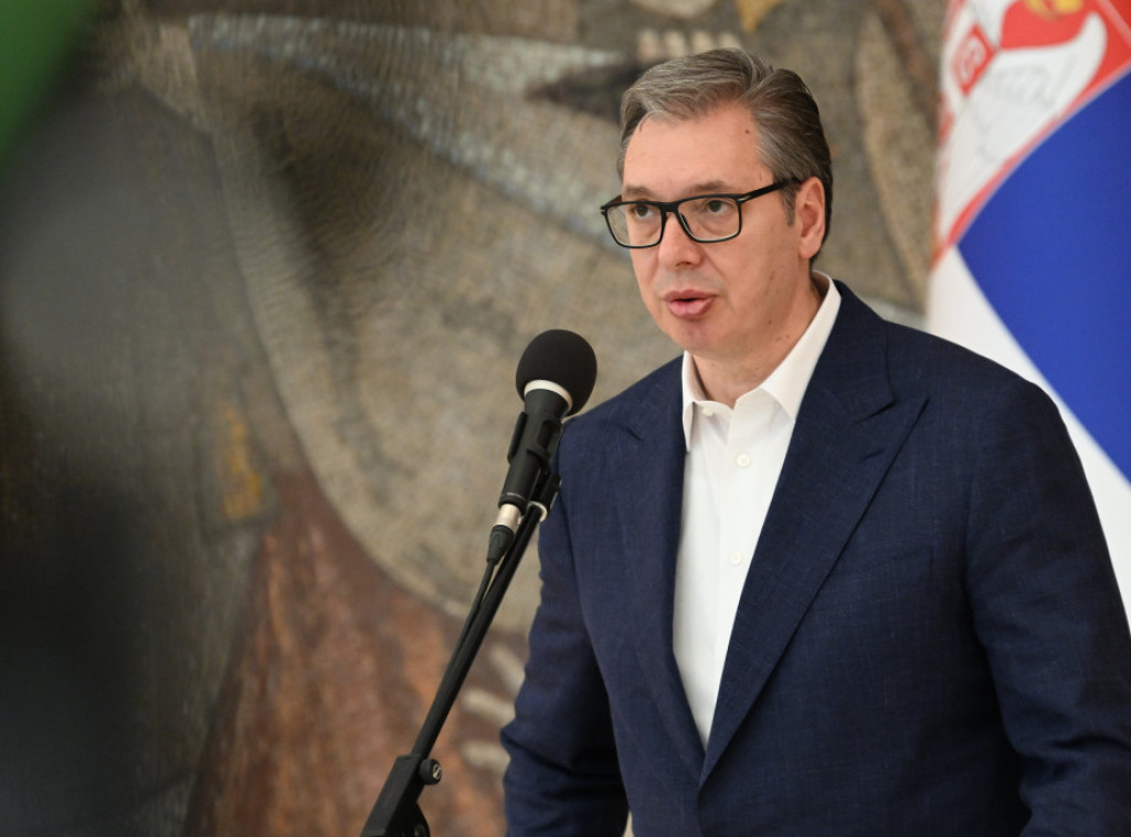 Predsednik Vučić: Ako podnesem ostavku, u roku od 90 dana moraju da se raspišu izbori, nema skraćivanja mandata