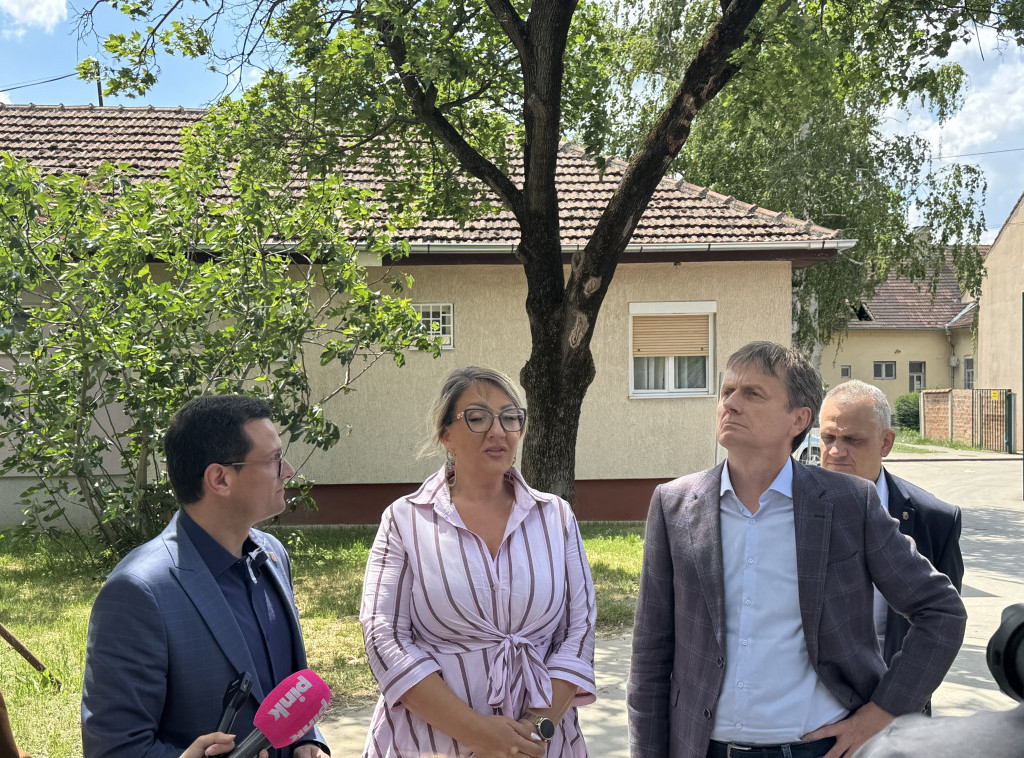 Ministar Glišić: Ulaganje u obrazovanje i decu - ulaganje koje se uvek isplati