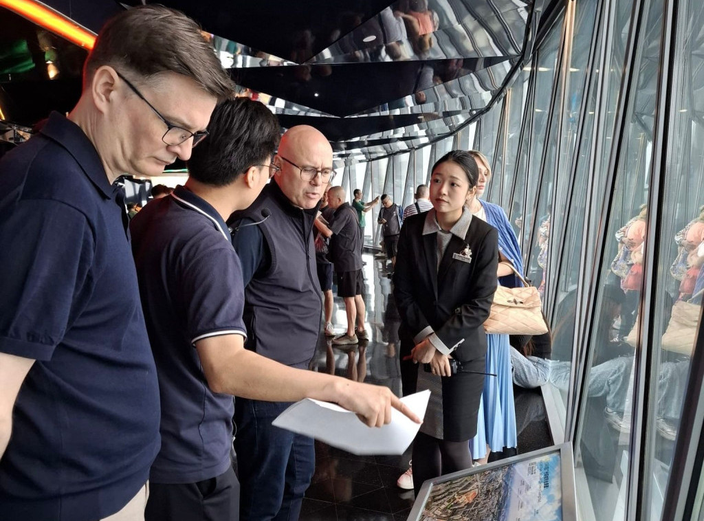 Delegacija SNS koju predvodi Vučević u poseti Kini