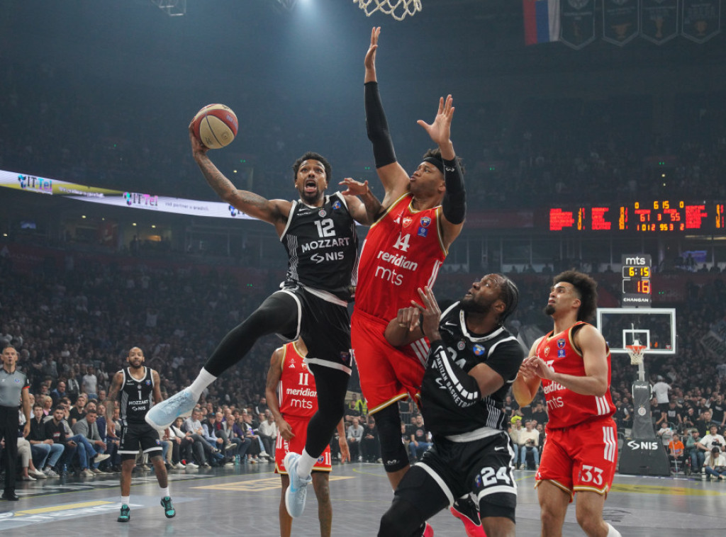 Košarkaši Partizana lako pobedili Crvenu zvezdu i postali prvi finalisti ABA lige