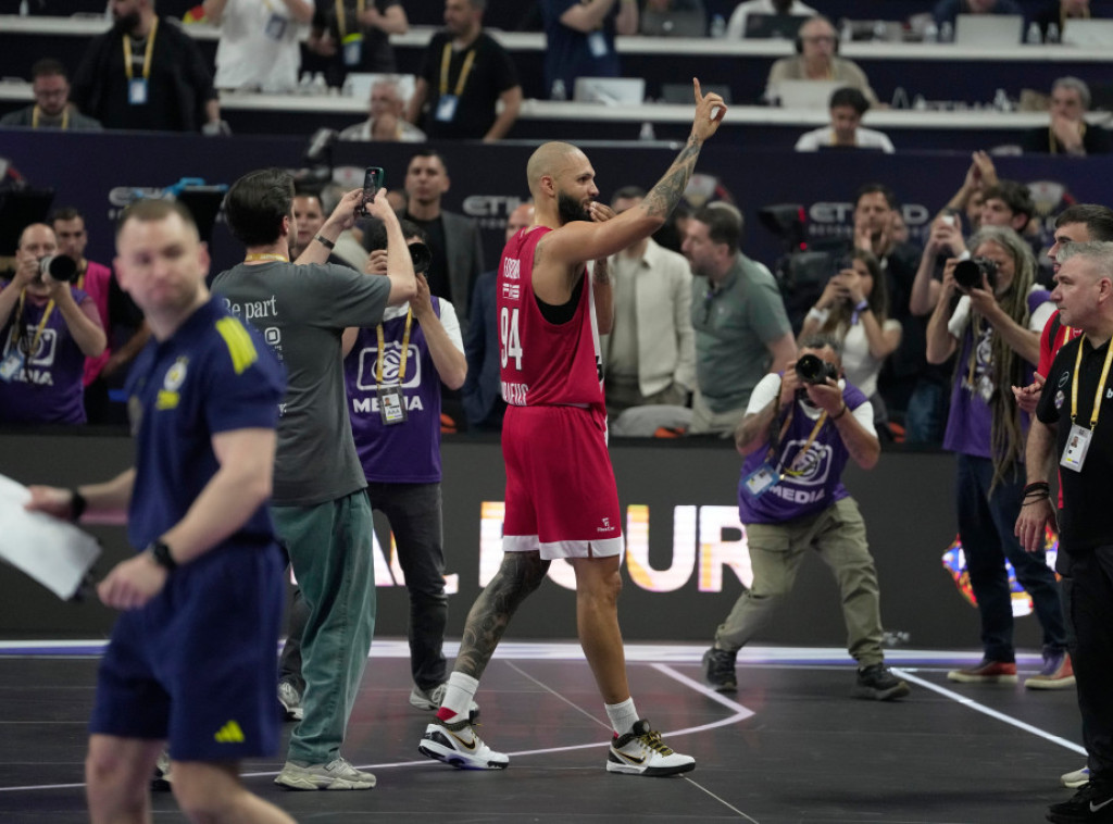 Košarkaši Olimpijakosa pobedili Fenerbahče i plasirali se u finale Evrolige