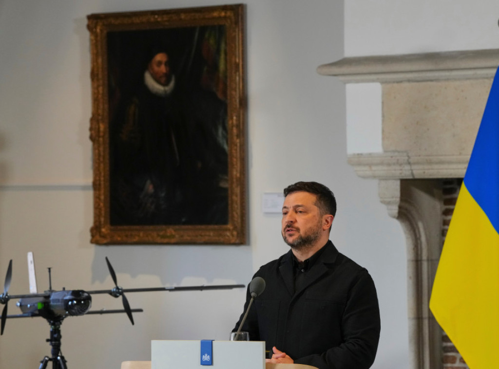 Zelenski: Hvala našoj službi bezbednosti što je napala ruski hemijski kompleks