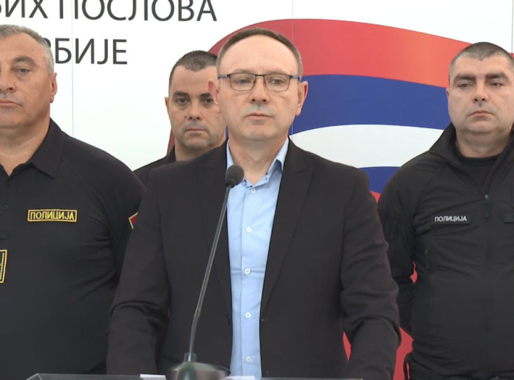 Direktor policije Dragan Vasiljević: Na skupu na Slaviji 34.300 ljudi