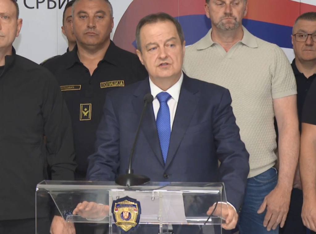 Ivica Dačić: Drastično narušavanje javnog reda, dovedeno 23 lica zbog napada na policiju