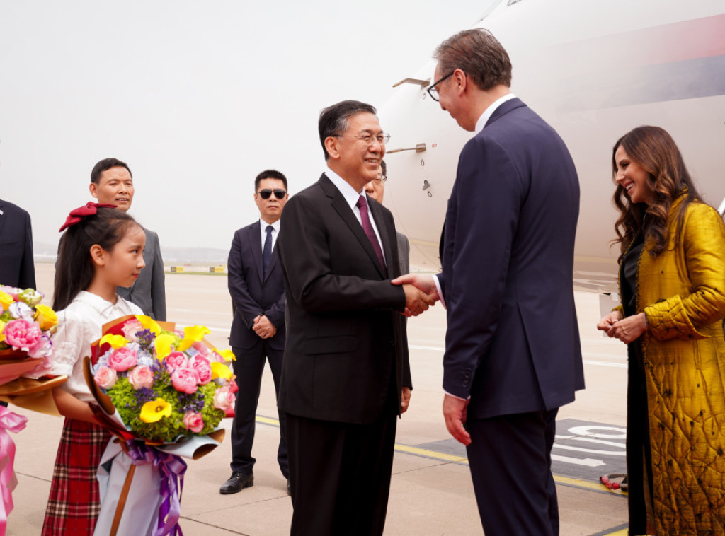 Predsednik Vučić stigao u Peking, počinje višednevna zvanična poseta NR Kini