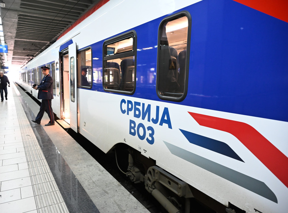 Potpisan ugovor između Srbijavoza i Simensa o nabavci šest električnih lokomotiva